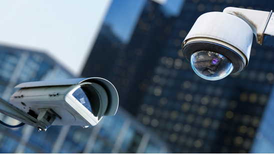 壁掛工控機在現代監控系統中扮演著重要的角色