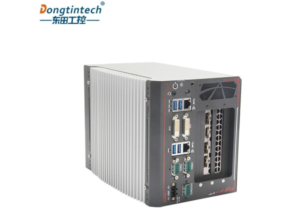 東田嵌入式無風扇工控機.png 東田嵌入式無風扇工控機.png